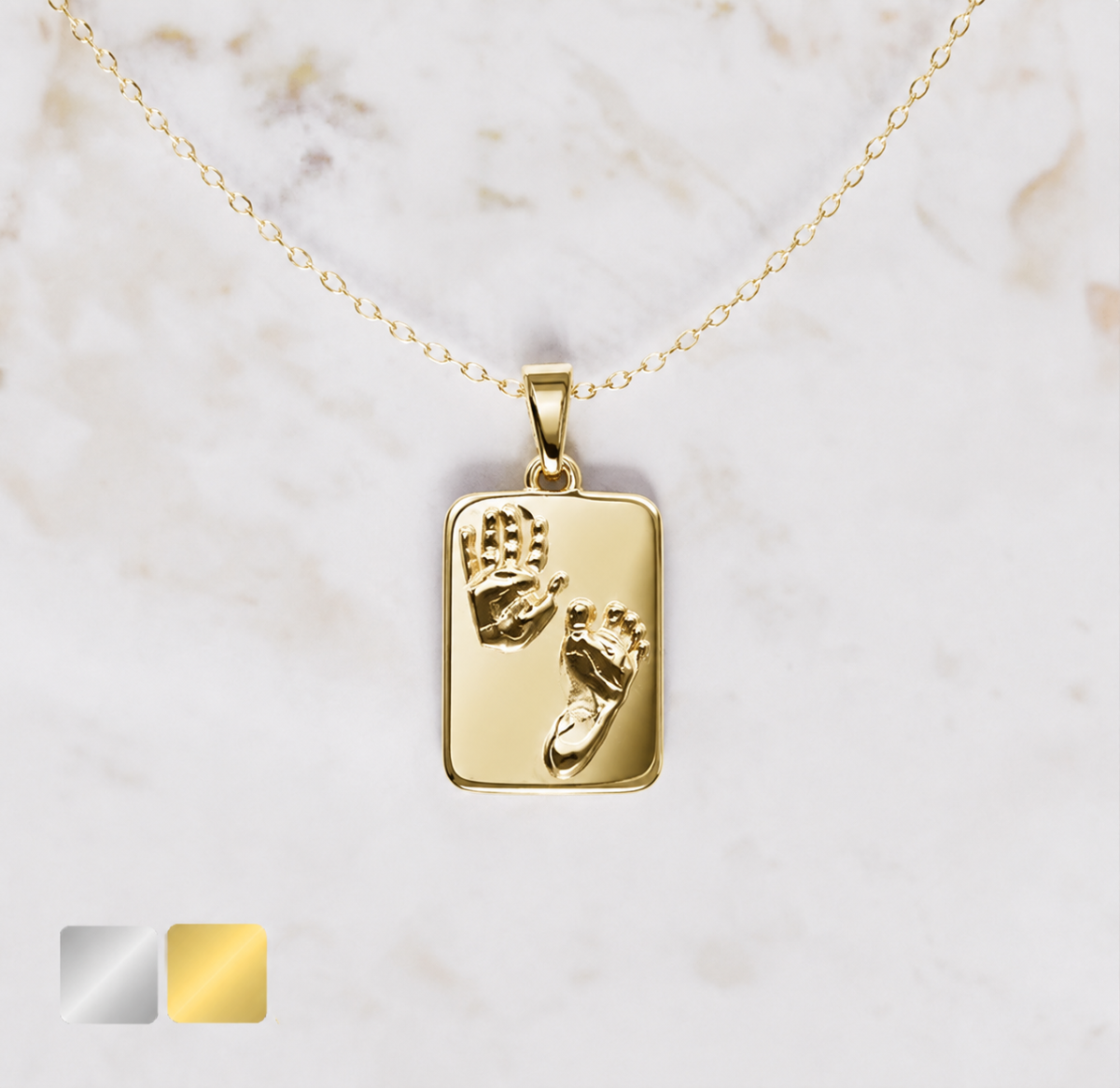 hanger tag goud Tag met handafdruk en voetafdruk baby